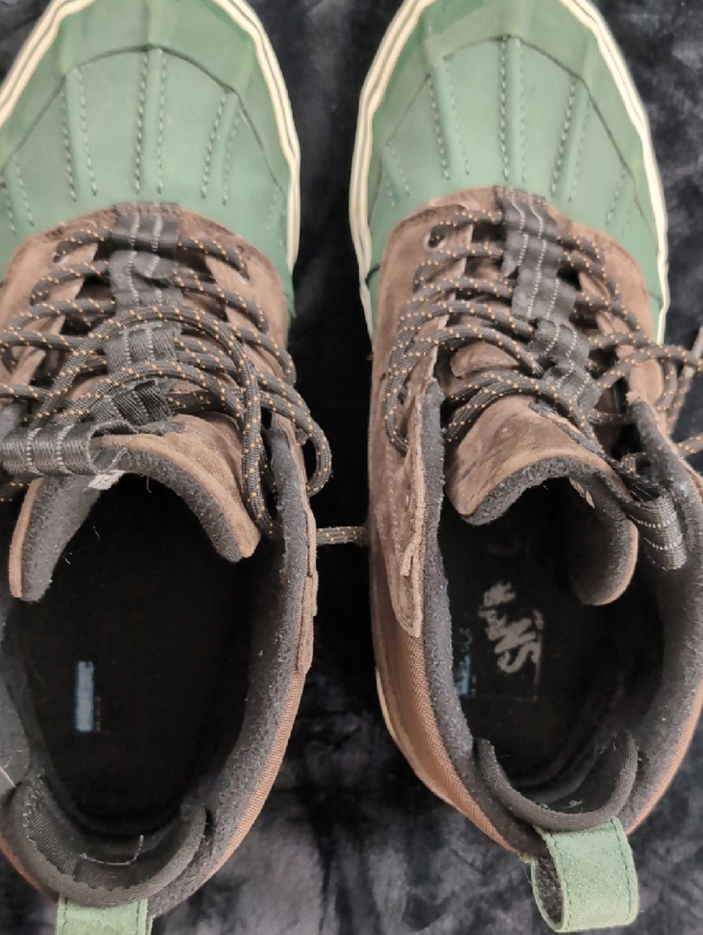 Vans Green and Brown Duck Boots High-Top Skate Boots - Picture 2 of 4